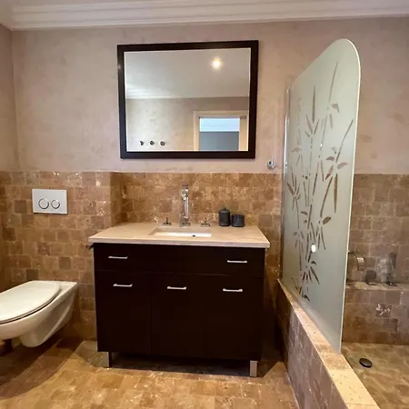 Golfe-juan - 10 People - Private Pool - Parking ヴァロリス