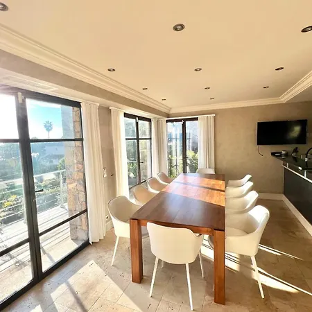 Villa Golfe-juan - 10 People - Private Pool - Parking *